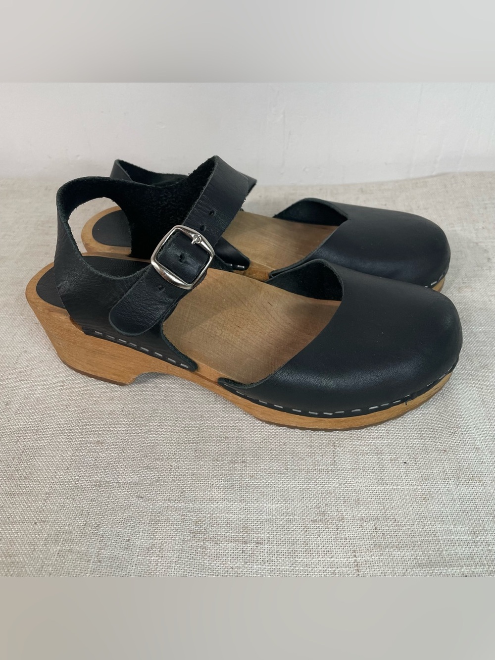 MIA - Sophia Black Leather Wooden Clogs - Picture 1 of 12